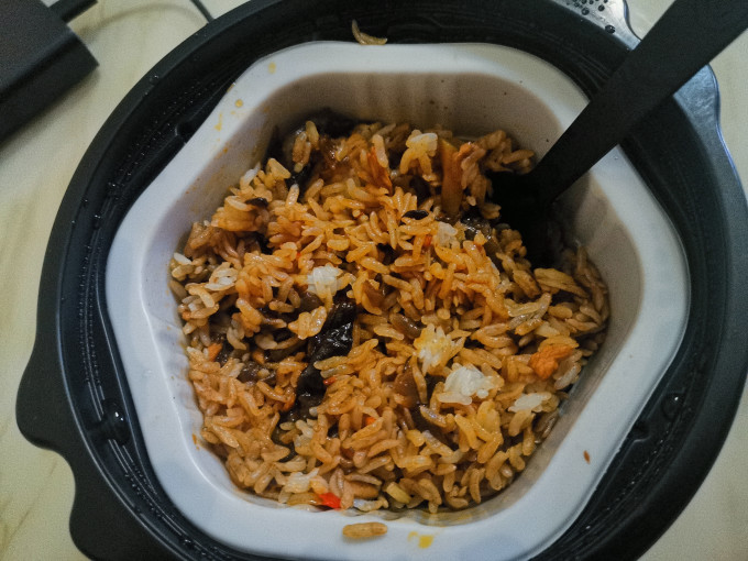 乱劈才自热食品