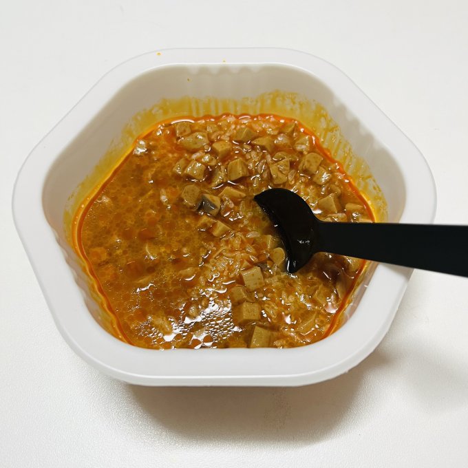 乱劈才自热食品