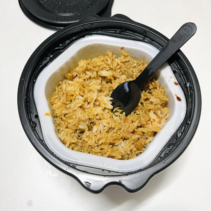 乱劈才自热食品