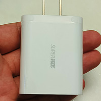 闲鱼70块钱收的oppo65w氮化镓充电器