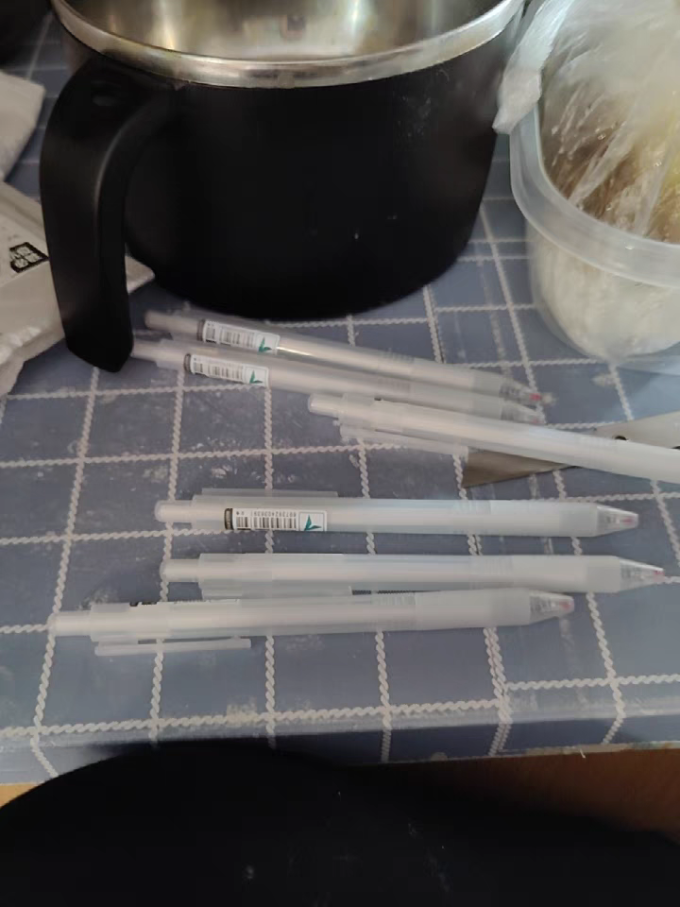 芮翔中性笔