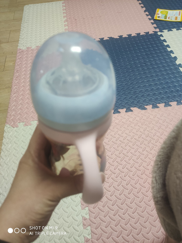 和之前买的玻璃60毫升的材质一模一样