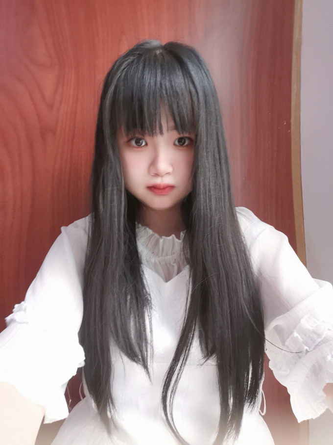 山楂浆果连衣裙