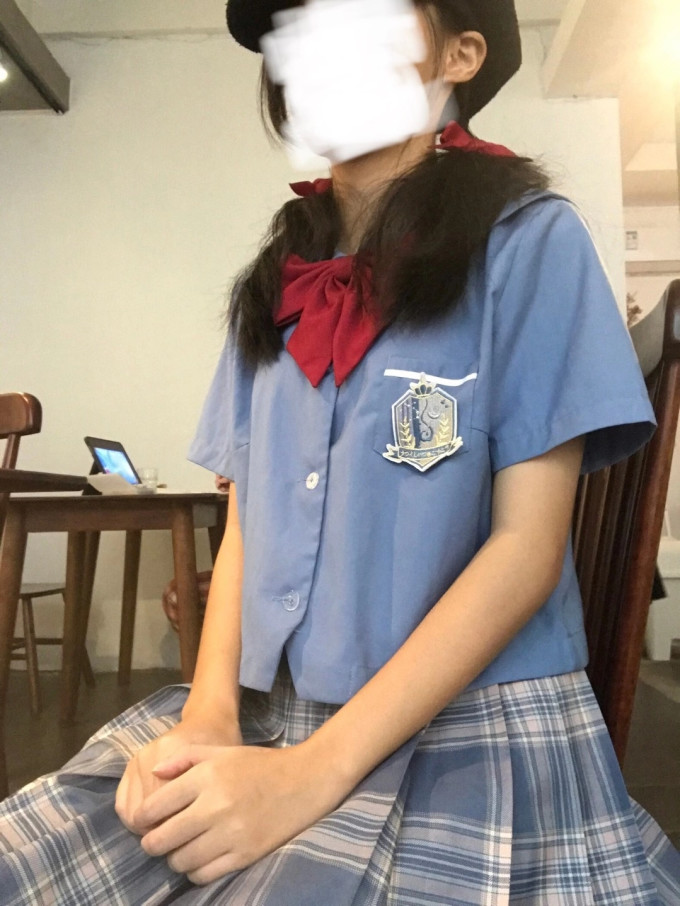 中牌裙装