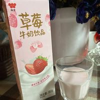 开瓶就可以，好喝的草莓牛奶。