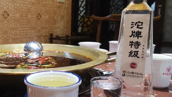 选酒无烦恼 篇一百一十：现在的酒文化，是“真文化”还是“糟粕”？为何年轻人都很反感？