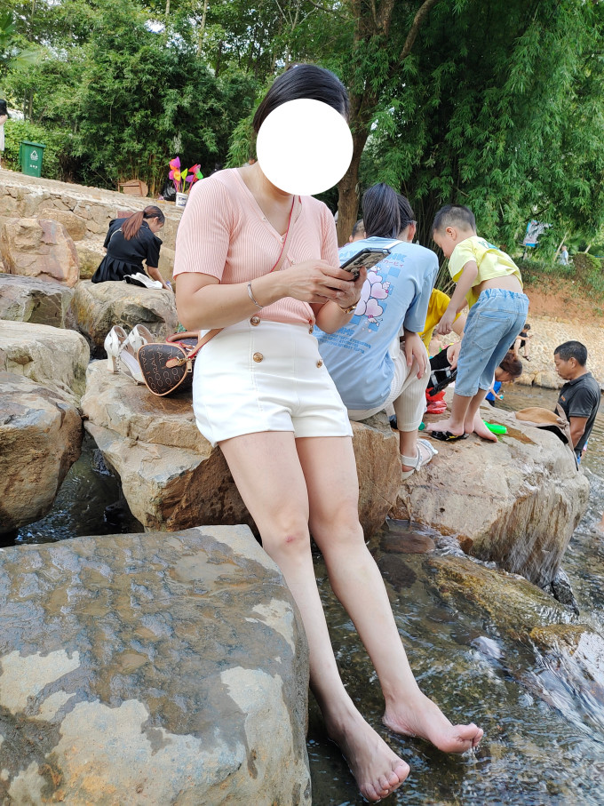 女士针织衫