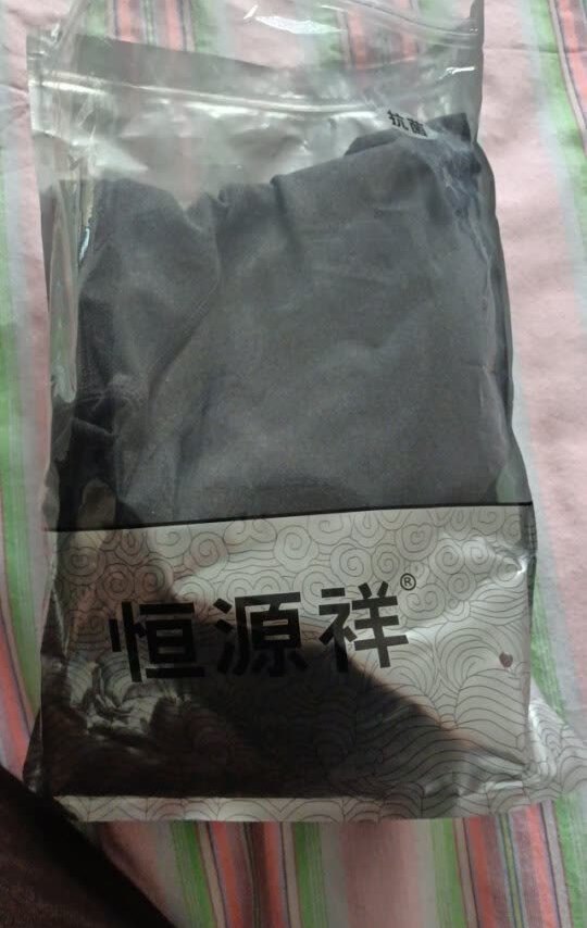 尺码大小：标准做工细节：完美材质手感
