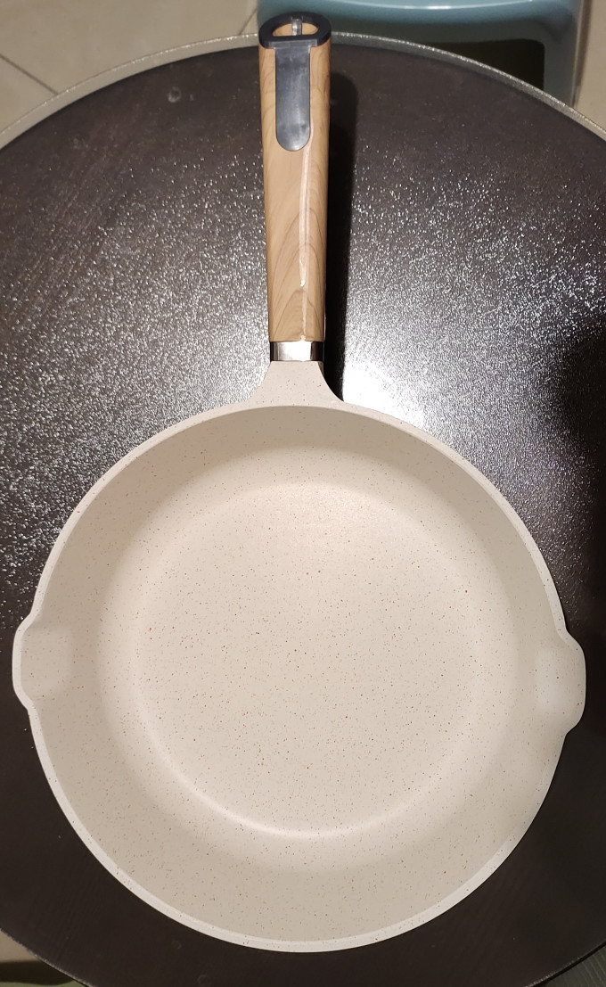 荣事达煎锅