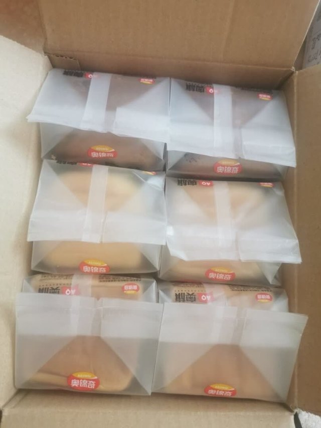 特别喜欢这家的面包，都是新鲜做出来的，超