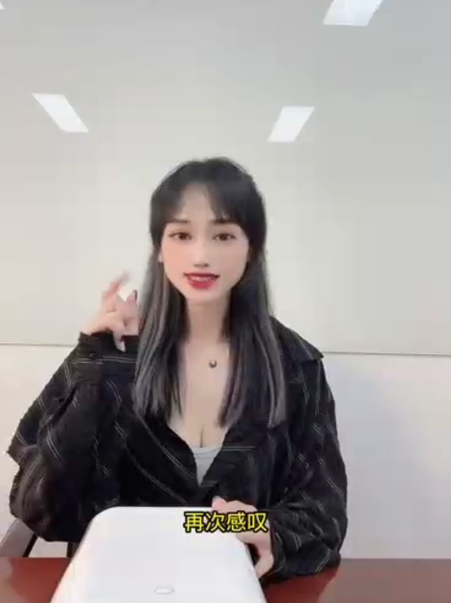 清晰，在家躺着看大片