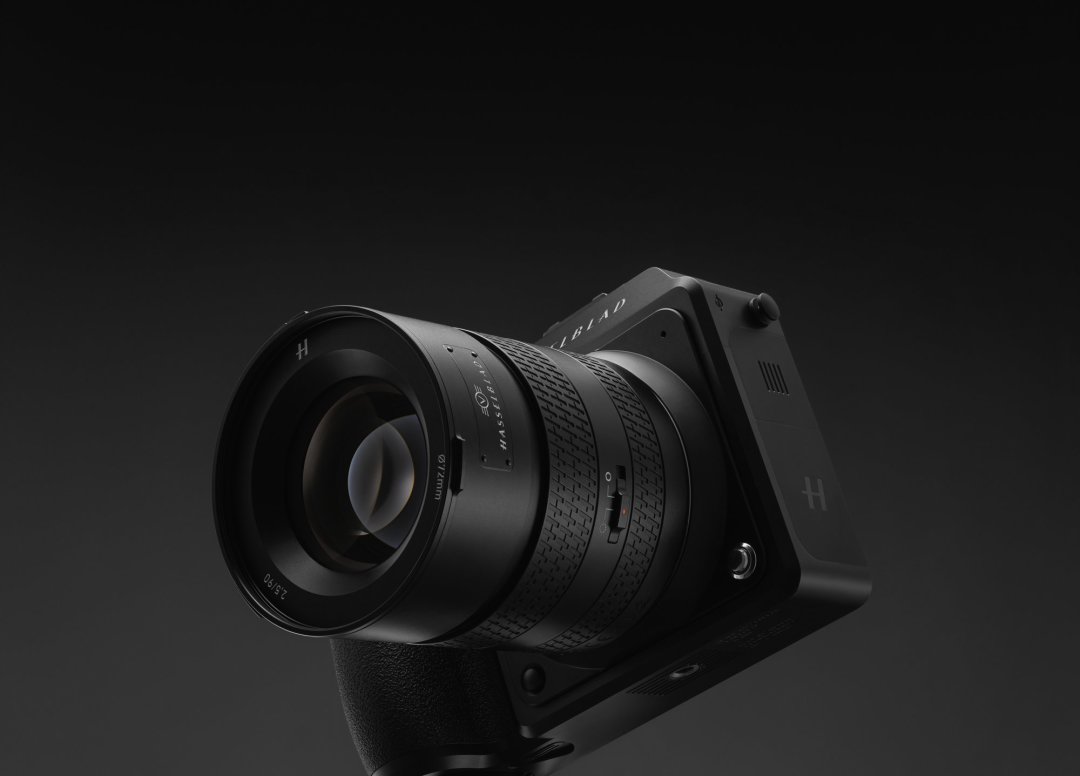 1亿像素、5轴防抖、16位色彩,哈苏推出中画幅旗舰相机 X2D 100C