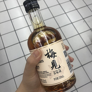 高颜值酒瓶—梅见—可观赏可饮用