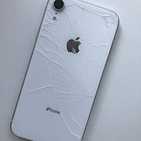 战损XR，老婆终于批准换新iPhone14