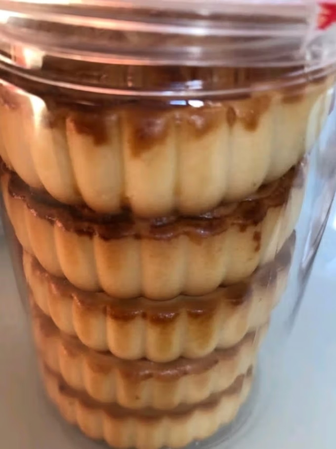 春江月月饼