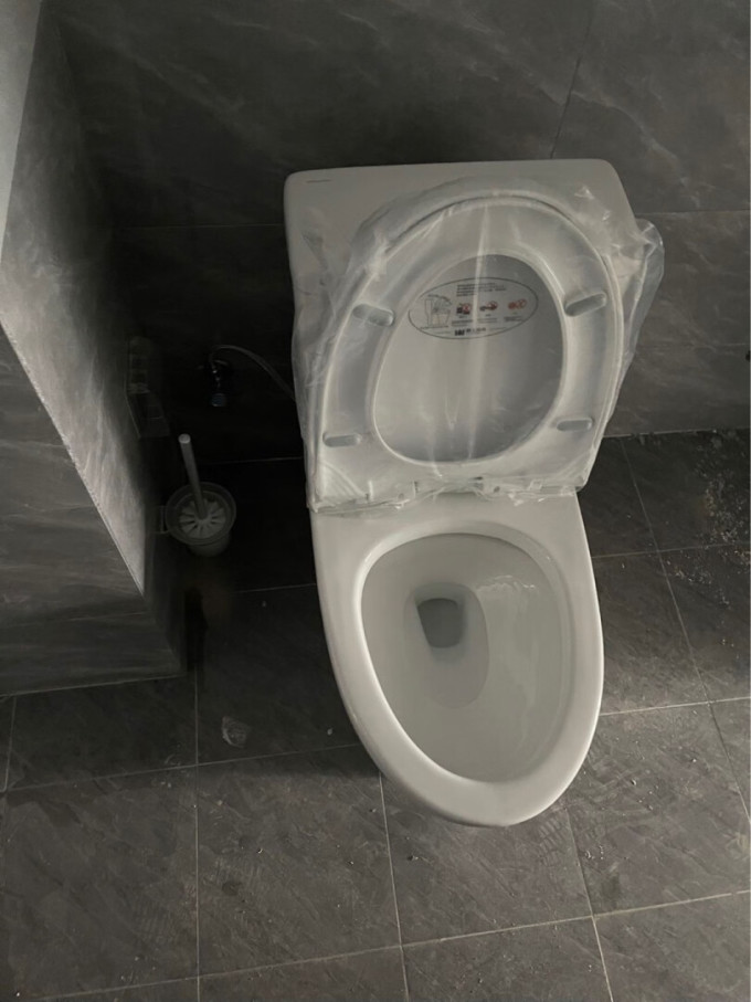 帝王洁具马桶怎么样 安装好了,大小非常合适,外形也._什么值得买