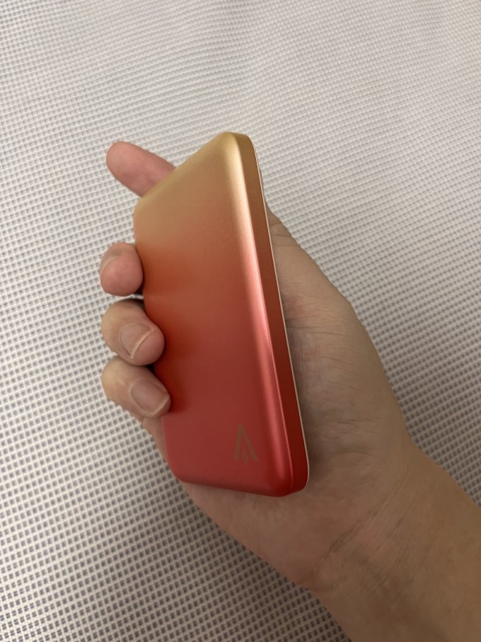 安克移动电源