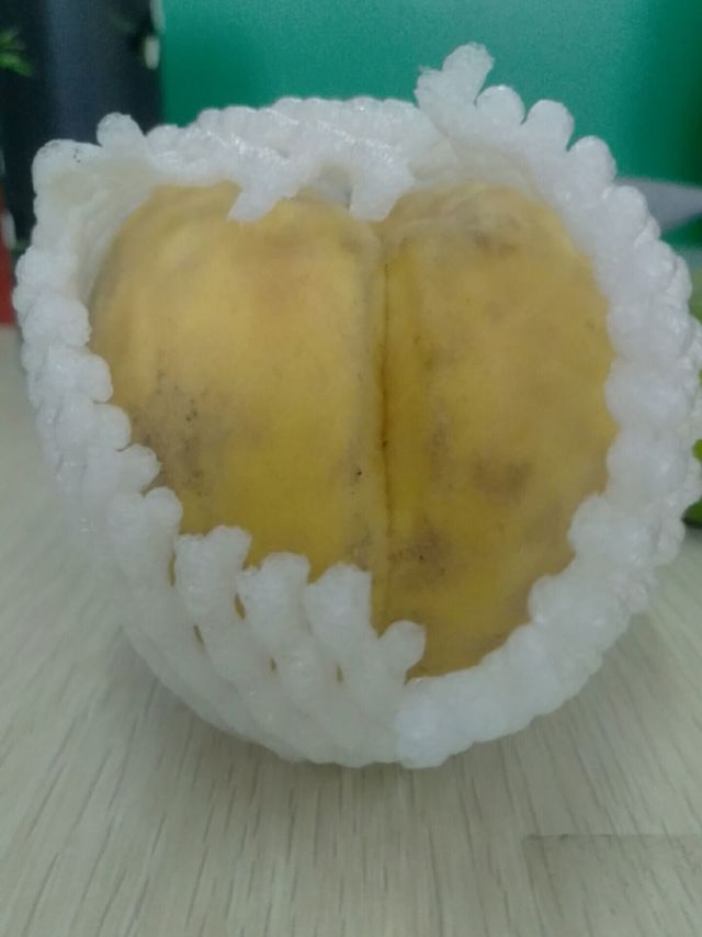 黄桃真好吃呀