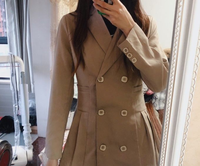 女上装