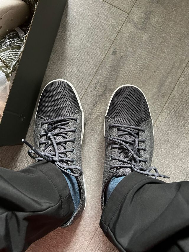 
尺码要选择比平时小半号，我最喜欢穿添柏