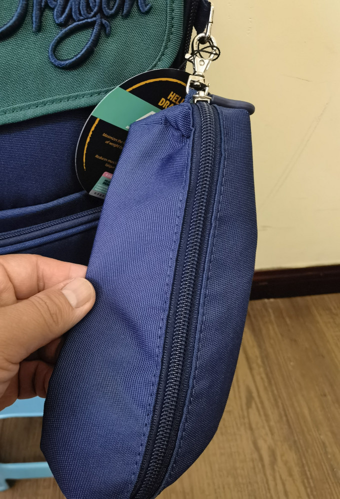 赫登尔男士双肩包