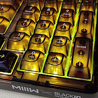 冰冷炫酷，透明纯粹——米物BlackIO客制化机械键盘开箱上手