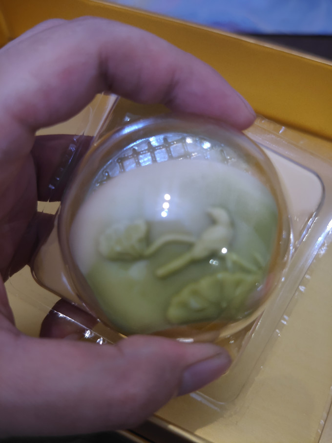 咀香园月饼