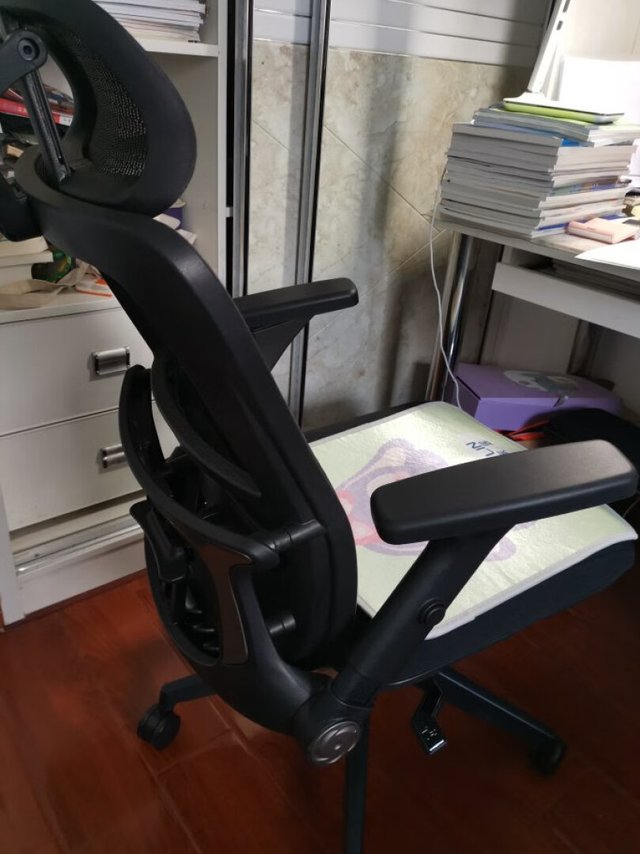 非常不错！质量很好！安装也很简单！久坐不