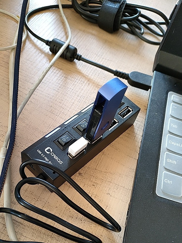 这个使用特别方便，有独立的小开关，很安全