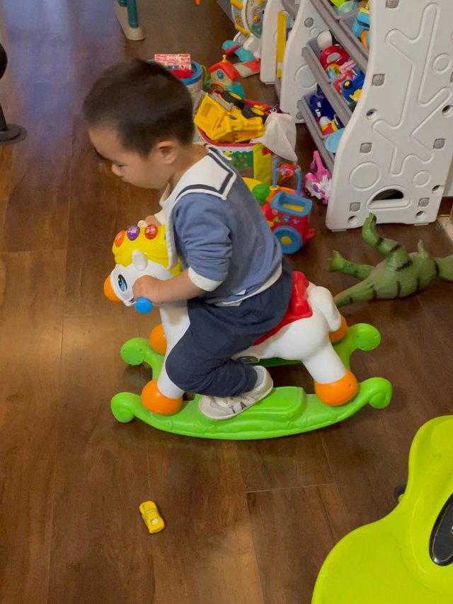 摇摇马