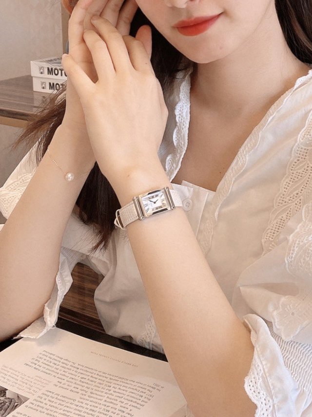 没有哪个女孩子能拒绝得了这个手表❗️❗️❗️