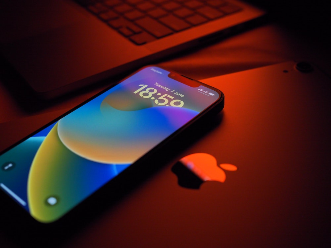 热问丨苹果 iOS 16 值得升级吗？