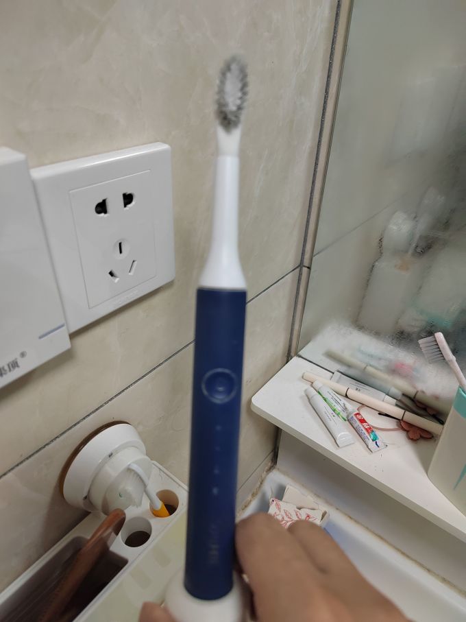 品敬电动剃须刀