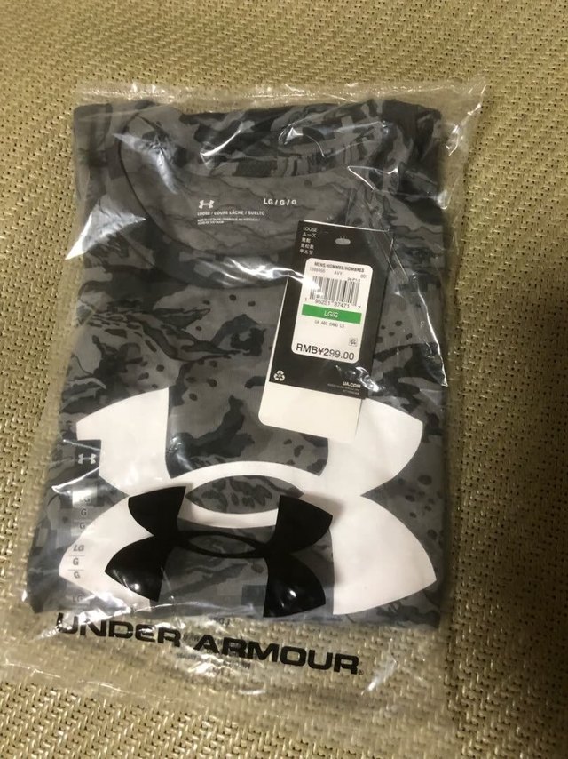 服装质量挺不错的适合运动透气性好