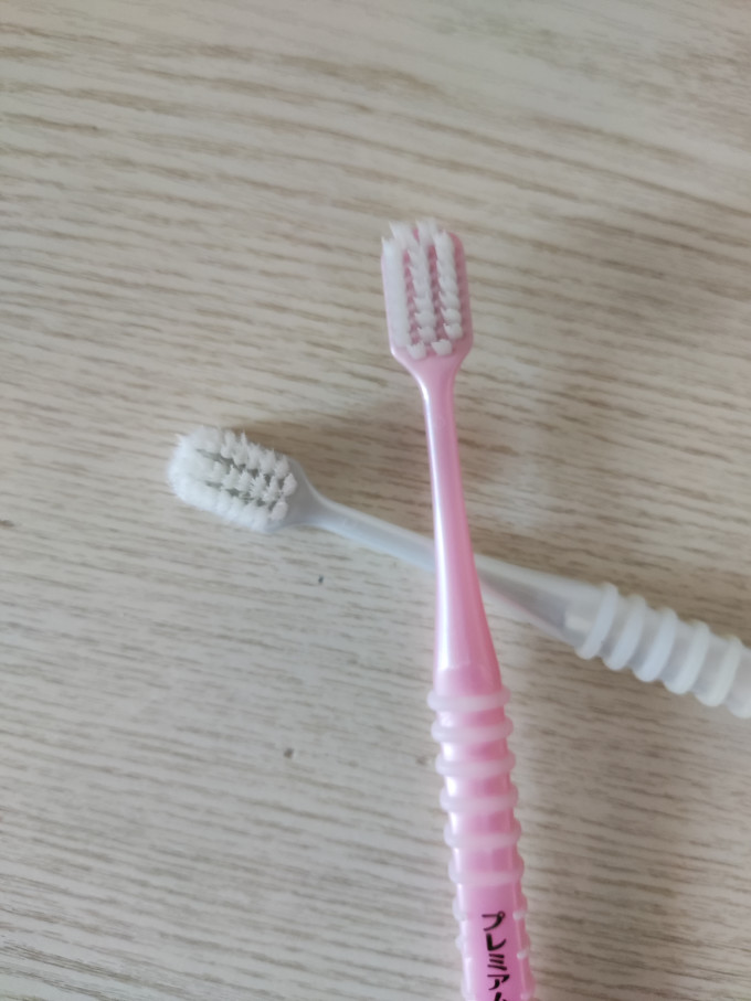 惠百施牙刷