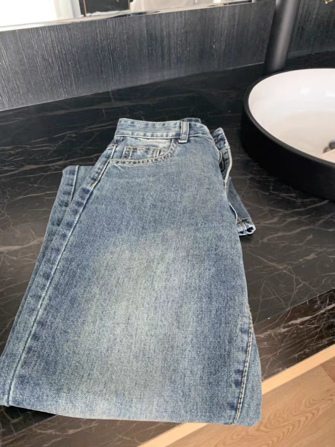 雅来特女士牛仔裤
