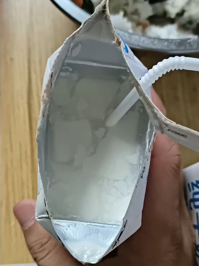 豆腐块牛奶下不了口啊