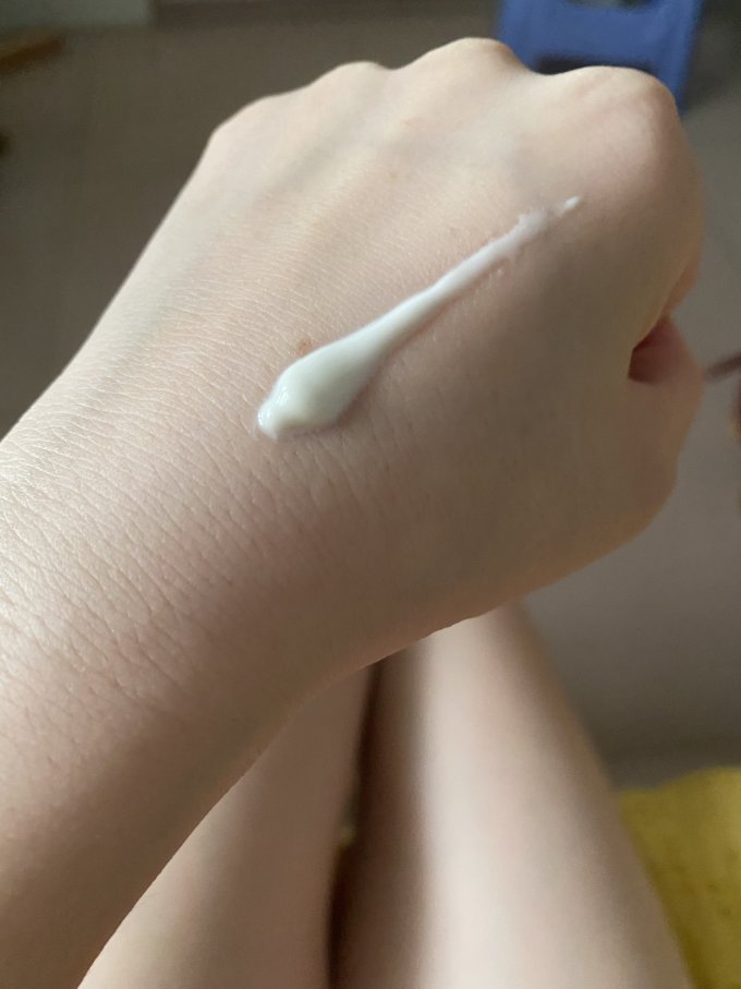 黛珂防晒隔离