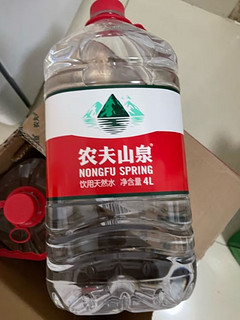 农夫山泉 饮用水 饮用天然水4L*4桶 