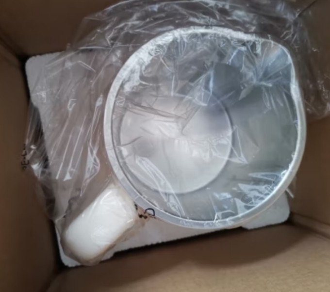 小熊电水壶