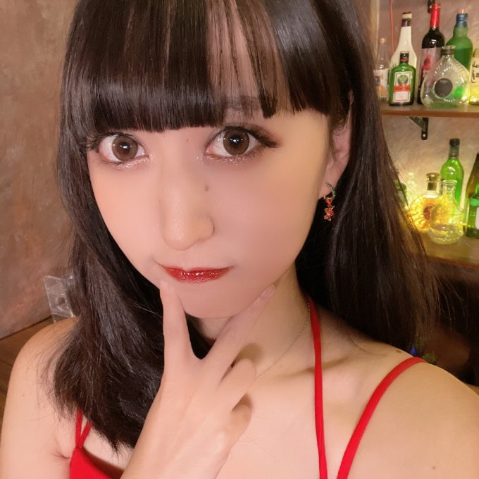 时尚耳饰
