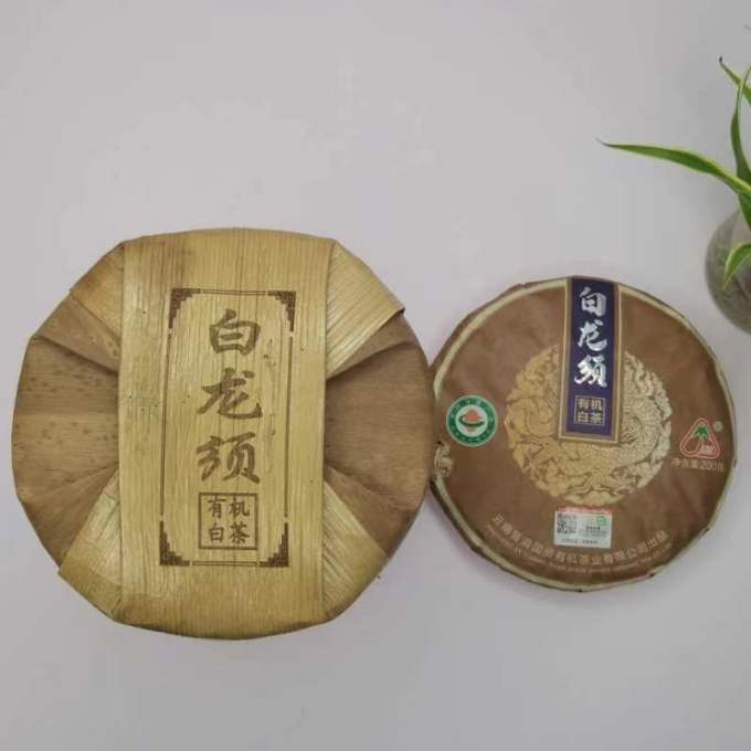 八角亭白茶
