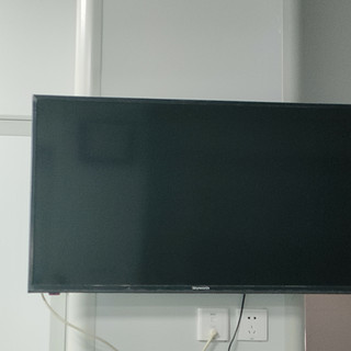 现代简约电视机，挂放两用，超清屏幕