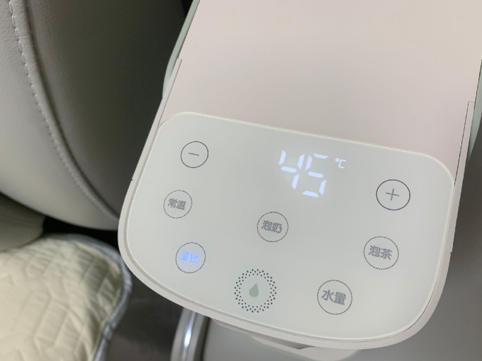 小熊饮水机