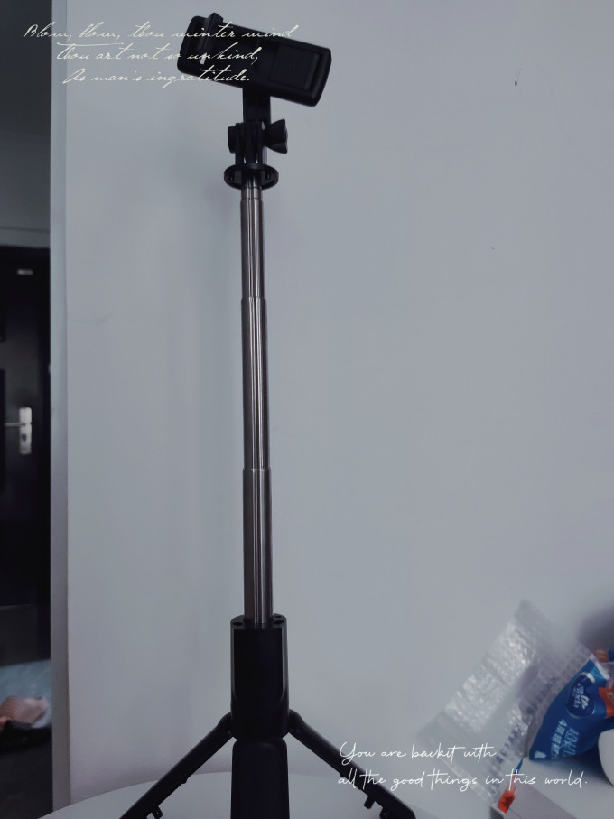 卡古驰手机支架