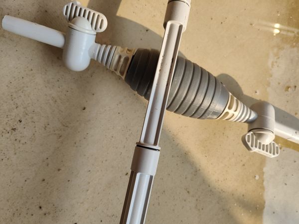 这鱼缸换水器，11块钱，感觉还可以