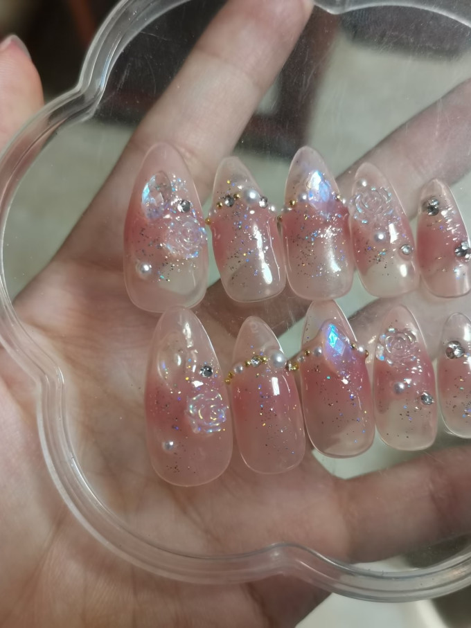 指甲贴片