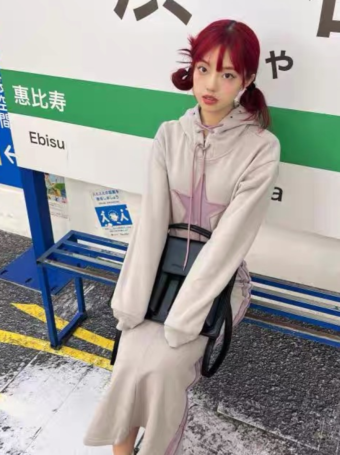 女上装