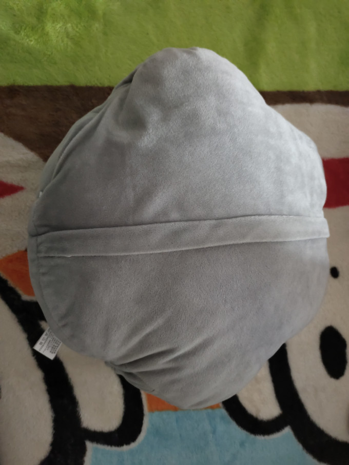 布拉塔靠垫靠枕