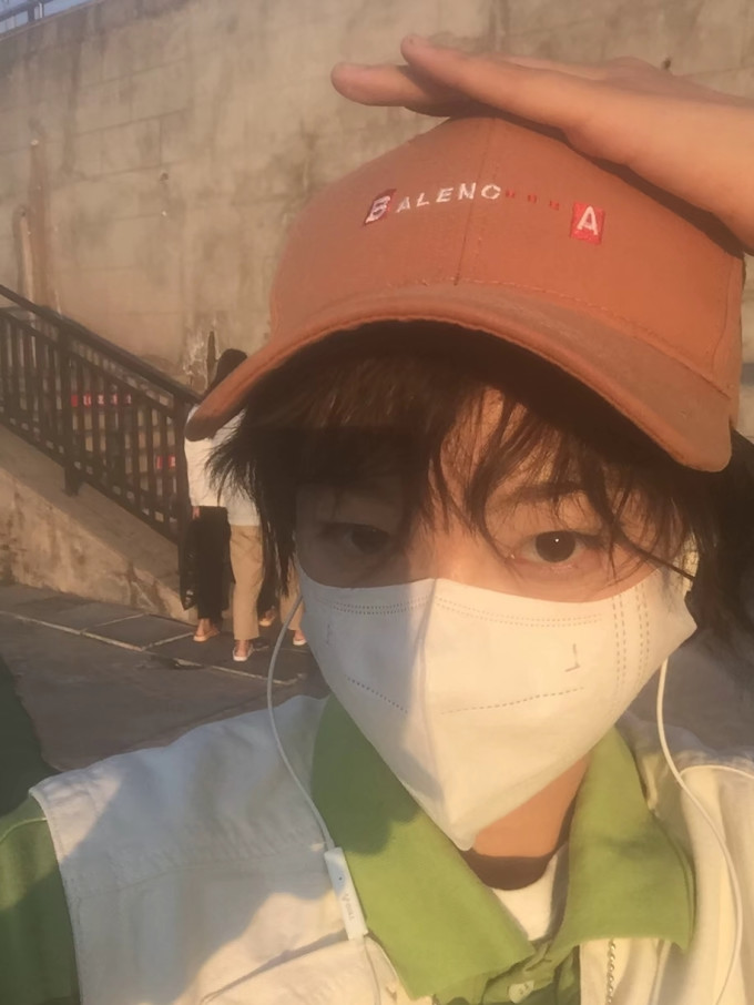 假发用品